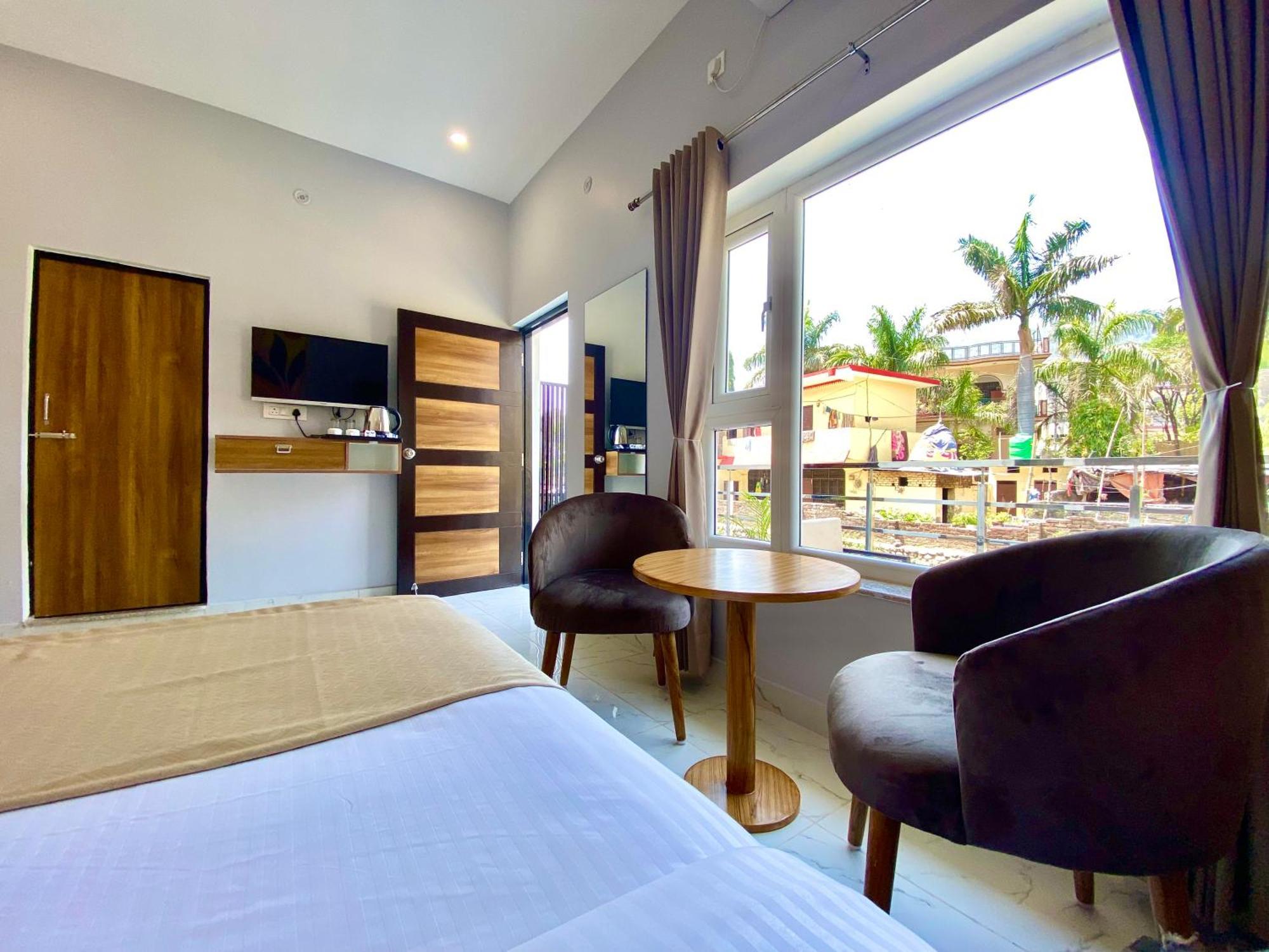 Hotel Wraveler Inn Ришикеш Экстерьер фото