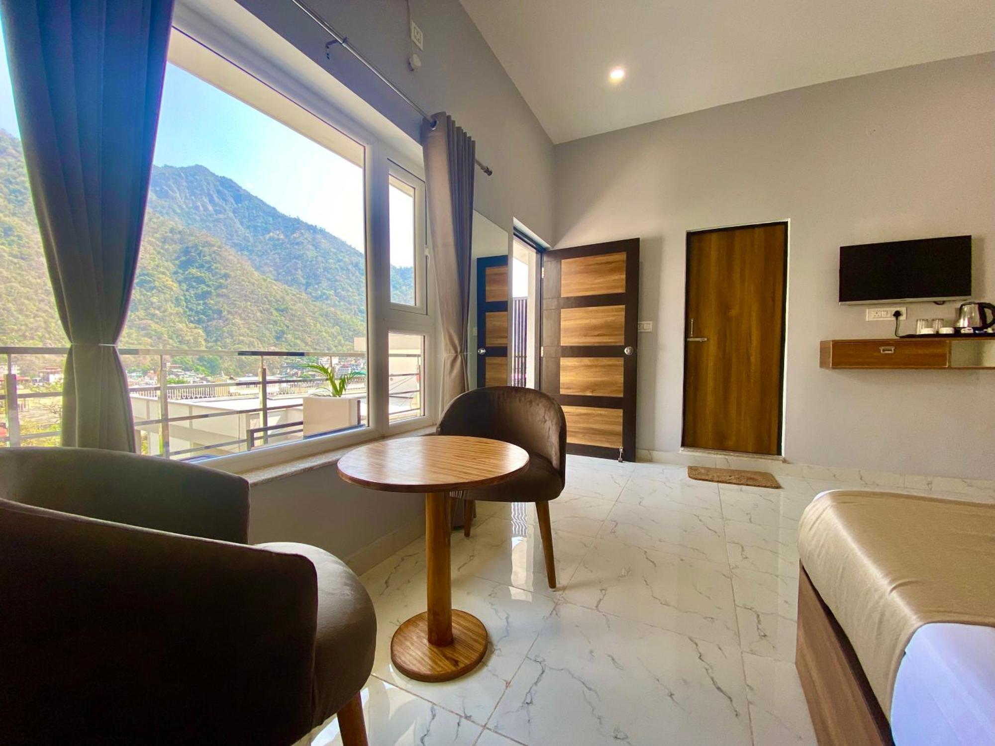 Hotel Wraveler Inn Ришикеш Экстерьер фото