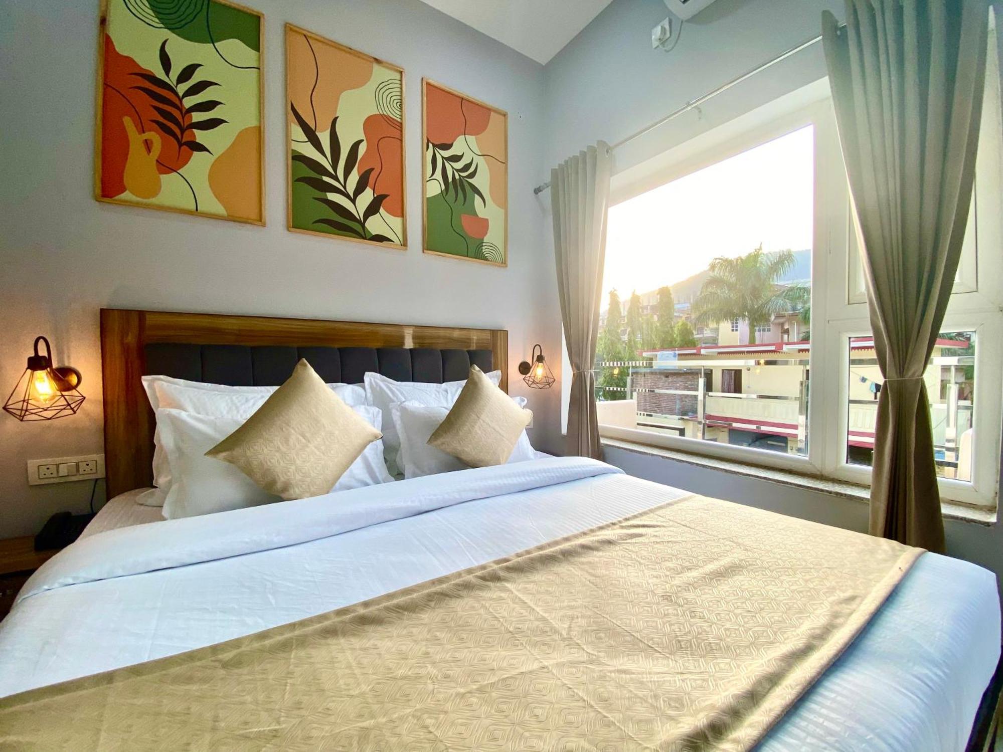 Hotel Wraveler Inn Ришикеш Экстерьер фото